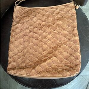 Piper & Skye Playa Shoulder Bag Cognac Pirarucu